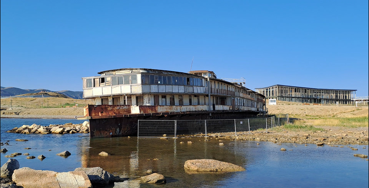 Вид на теплоход