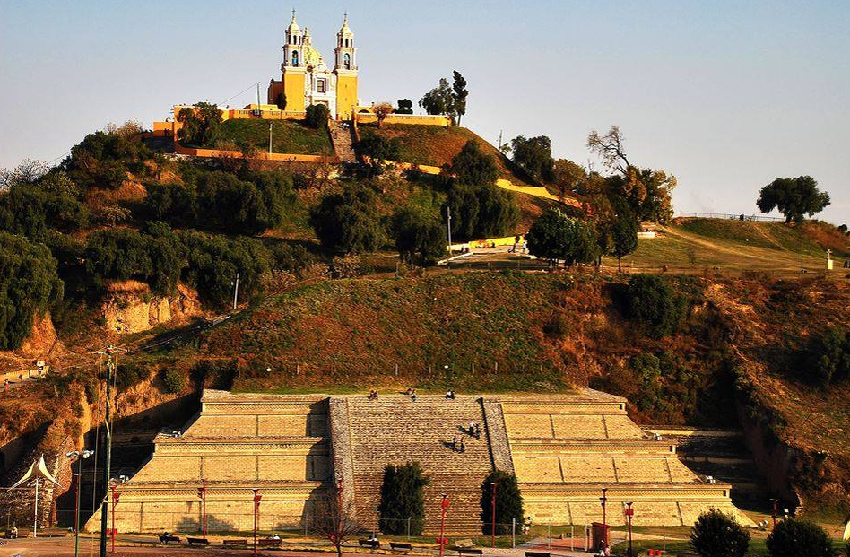 Великие пирамиды Мексики точно так построили древние мексиканцы?