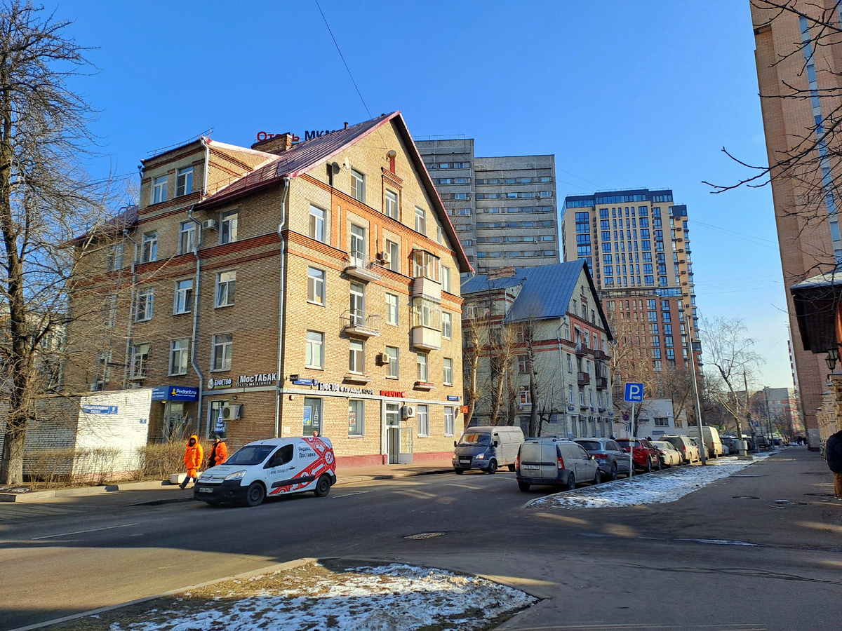 Симпатичные дома в районе метро Площадь Ильича/Римская. Улица Международная.