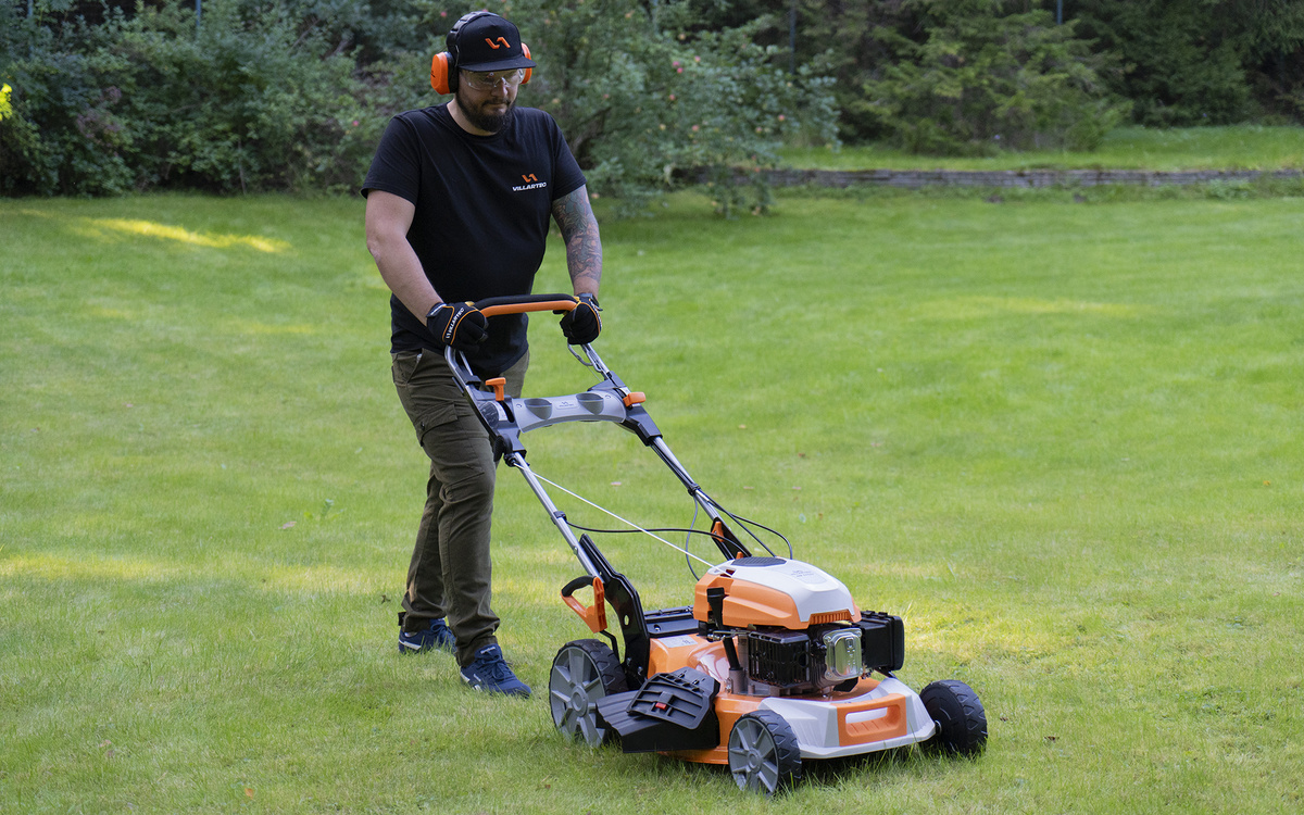Газонокосилка бензиновая VILLARTEC MB 5753V