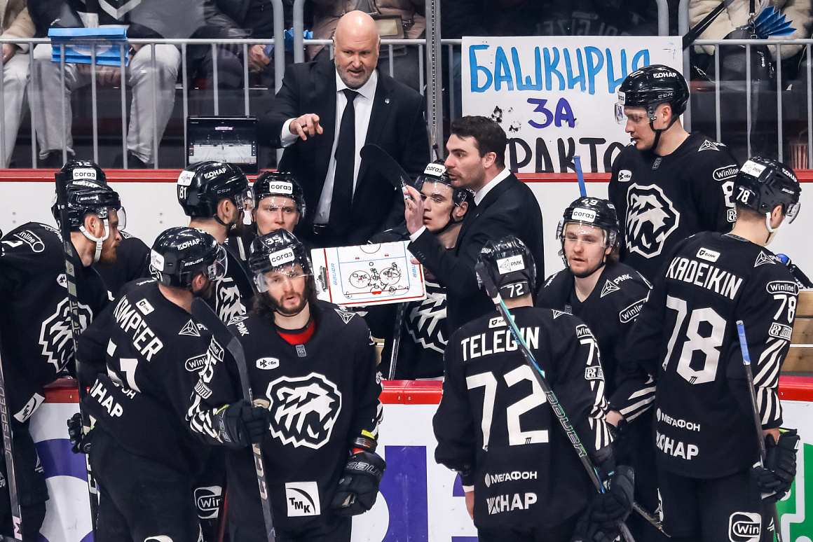 Тайм-аут Челябинского "Трактора".