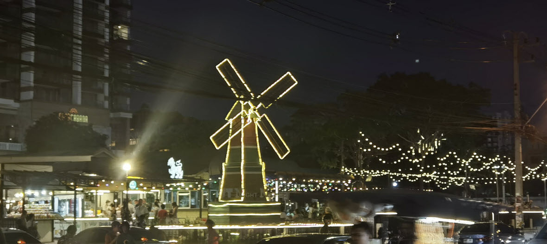 Ночной рынок на Джомтьене: гастрономический рай и душа Паттайи