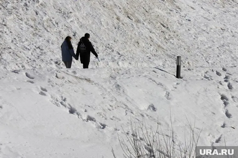Для первого свидания выбирайте публичное место
Фото: Размик Закарян © URA.RU