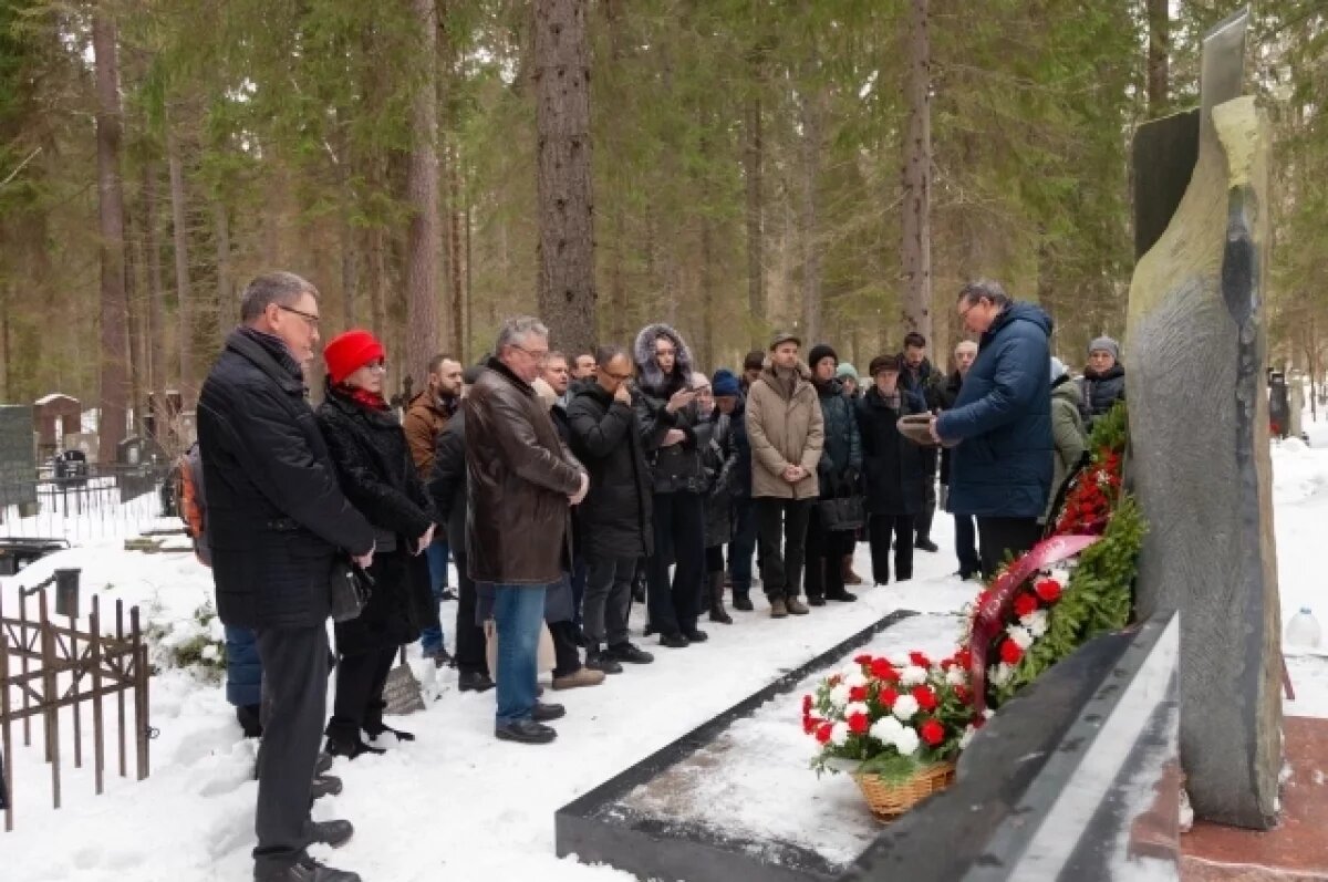    Память Жореса Алферова почтили в Петербурге