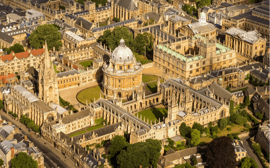 А так выглядит современный Оксфорд