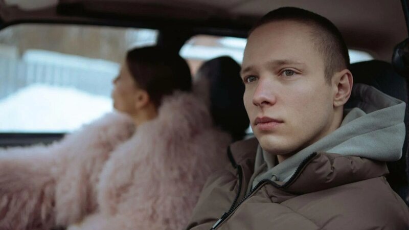 Кадр из сериала.