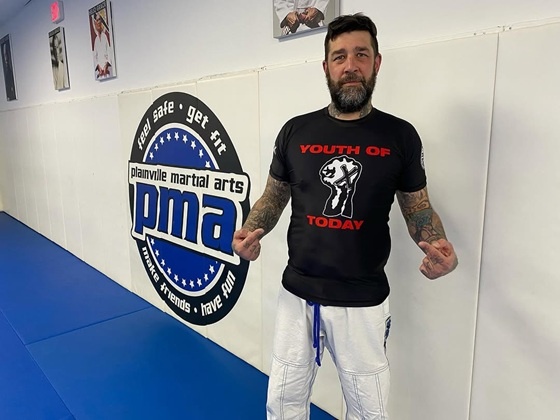 Бывший басист Hatebreed Крис Битти