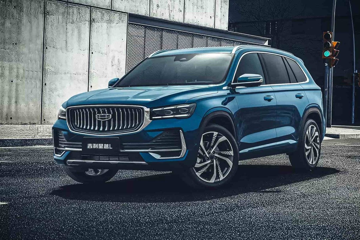 Gelly Monjaro — это современный кроссовер, привлекающий внимание стильным и динамичным дизайном. Дизайн сочетает в себе спортивность и элегантность, что делает его популярным среди автолюбителей.