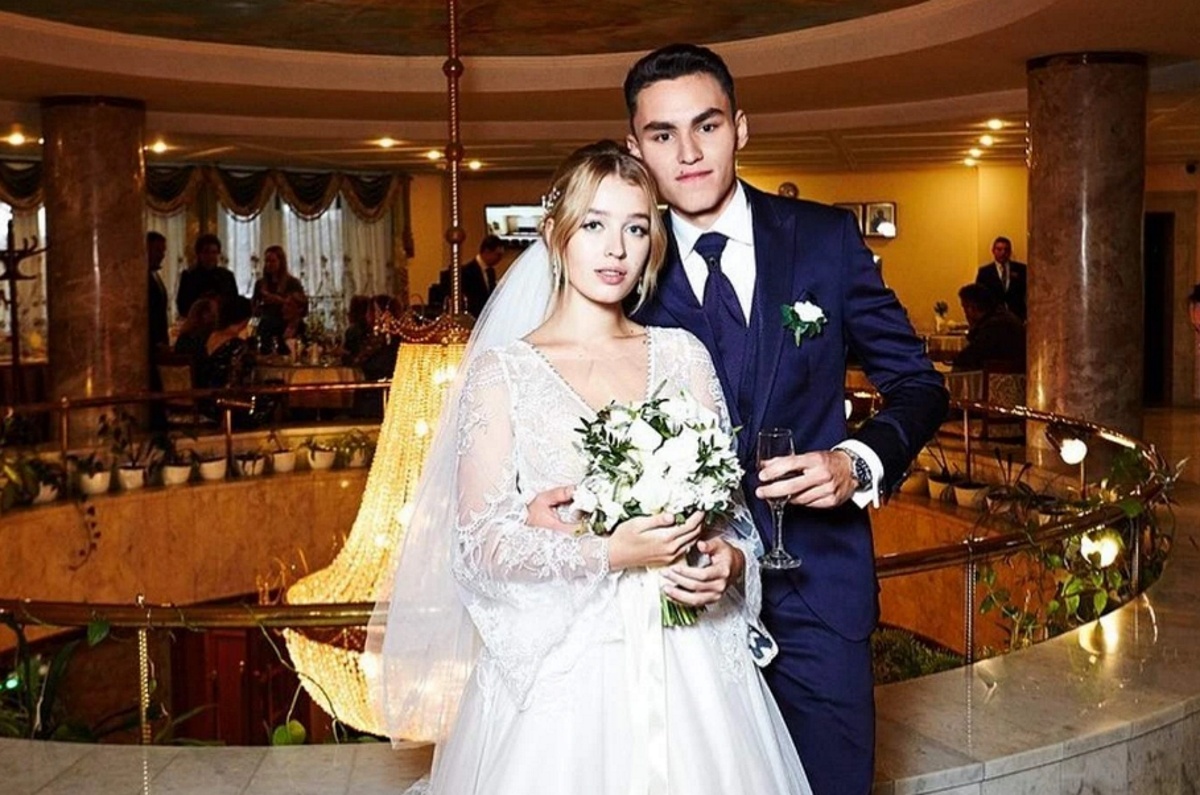 Кирилл Андреев-младший с женой Ангелиной. Фото: соцсети