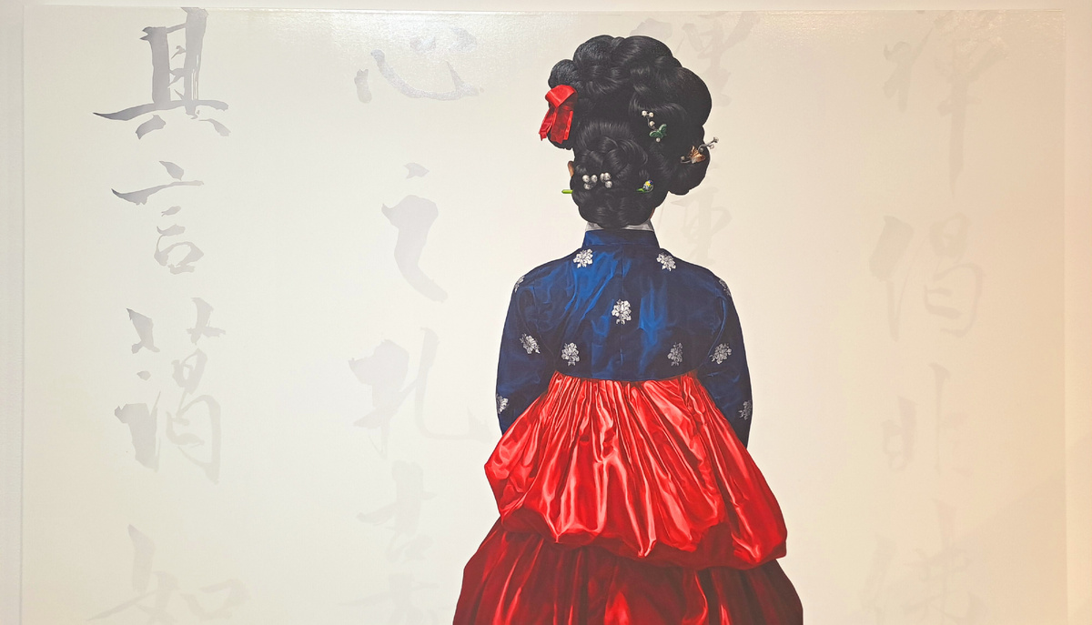 JEONG MYOUNG-JO. The Paradox of Beauty.96x162. Oil on canvas.  2011.