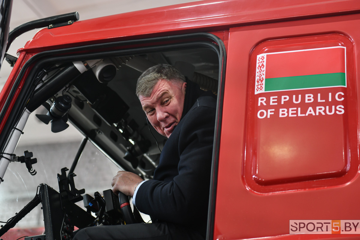 Во время эескурсии на МАЗе