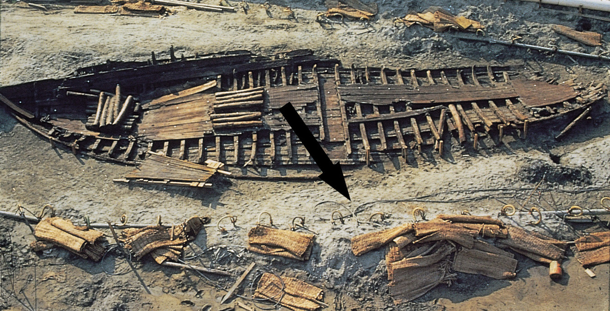    Корабли древности в немецком болоте