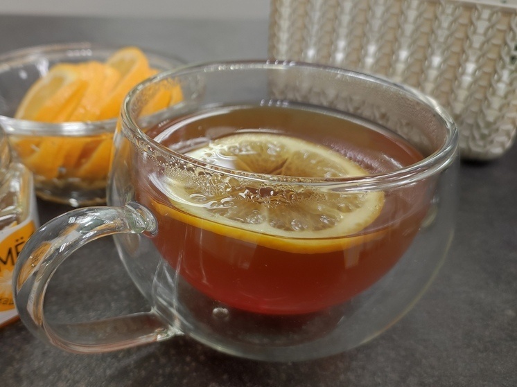     Важно употреблять много теплой воды и друге жидкости. Фото: «МК в Великом Новгороде»