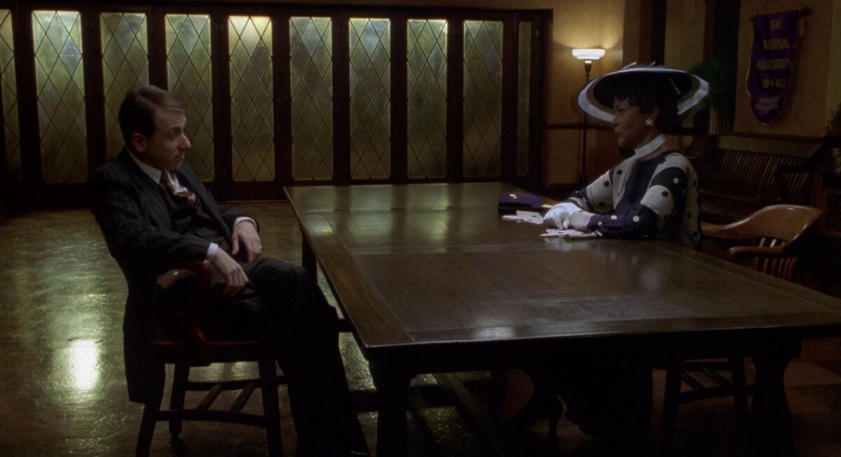 Пролистните изображение, чтобы увидеть следующий кадр из фильма «Гангстер» (1997)