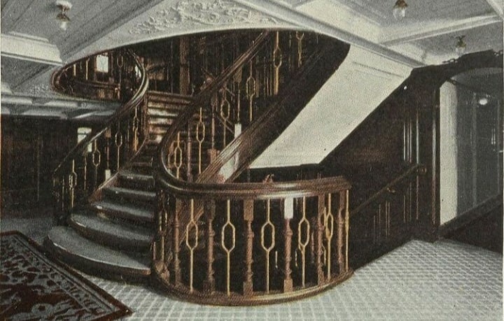 Интерьер «Императрицы». Источник фото: wikipedia.org