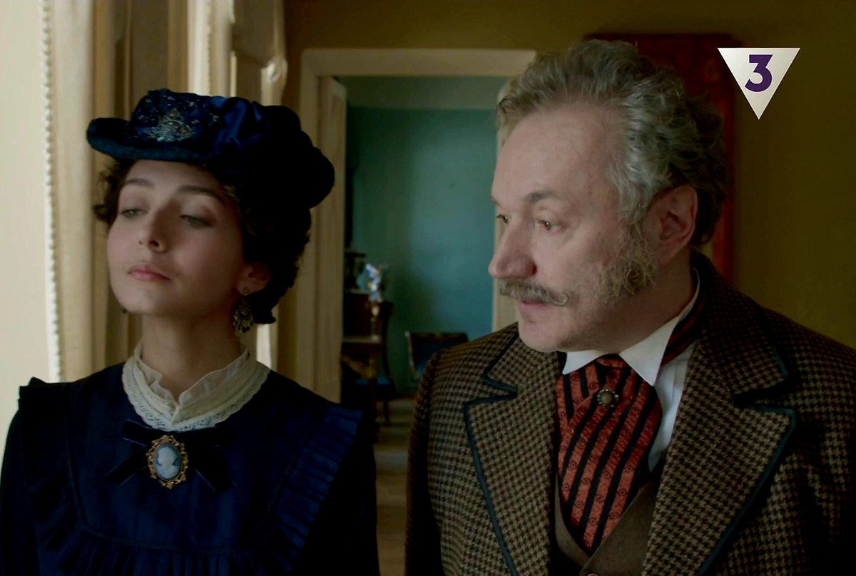 Александр Кичаев (граф) и Елизавета Прокофьева (княгиня) в сериале "Украденная красота"