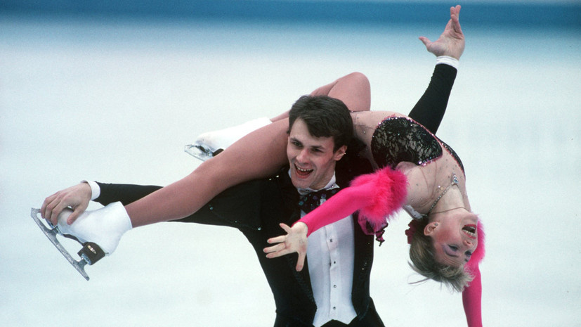    Chris Cole/AllSport/GettyImages