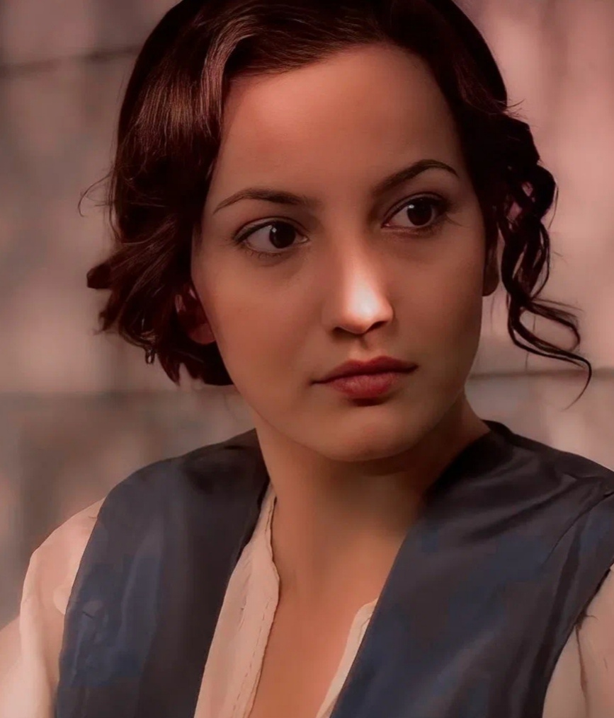 Гюльнихаль — нежный цветочек розы