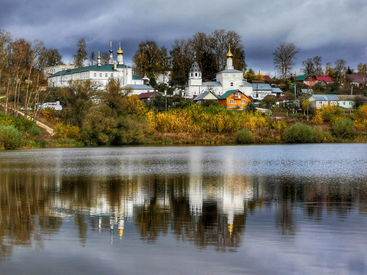 Небылое, Свято-Успенский Космин Яхромской монастырь
