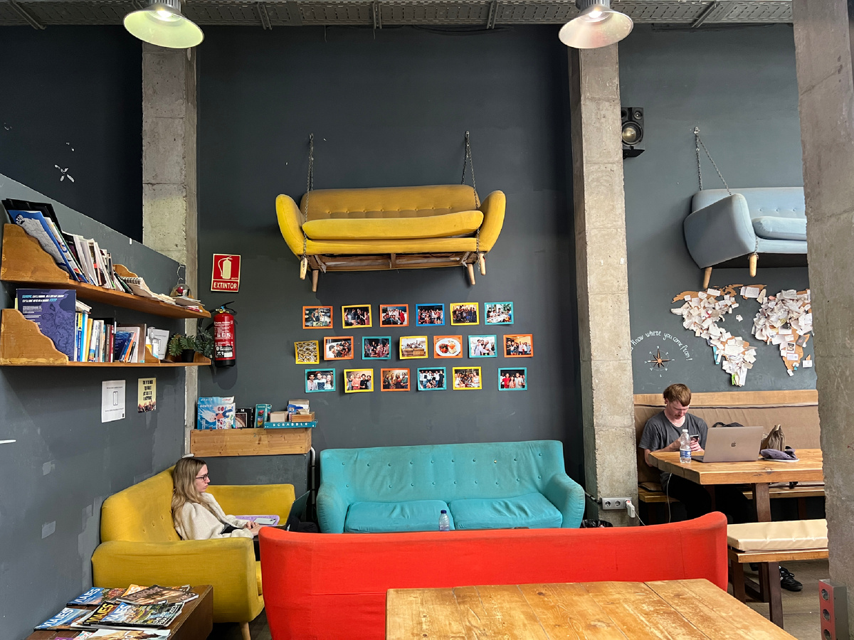 Common area in a hostel. Seville, Spain. Photo by the author