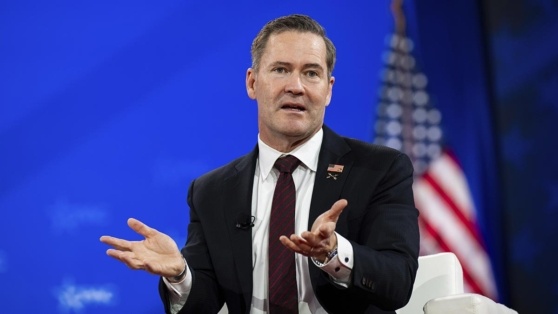    Уолтц заявил, что США нужен лидер на Украине, с которым можно вести дела Роман Захаров