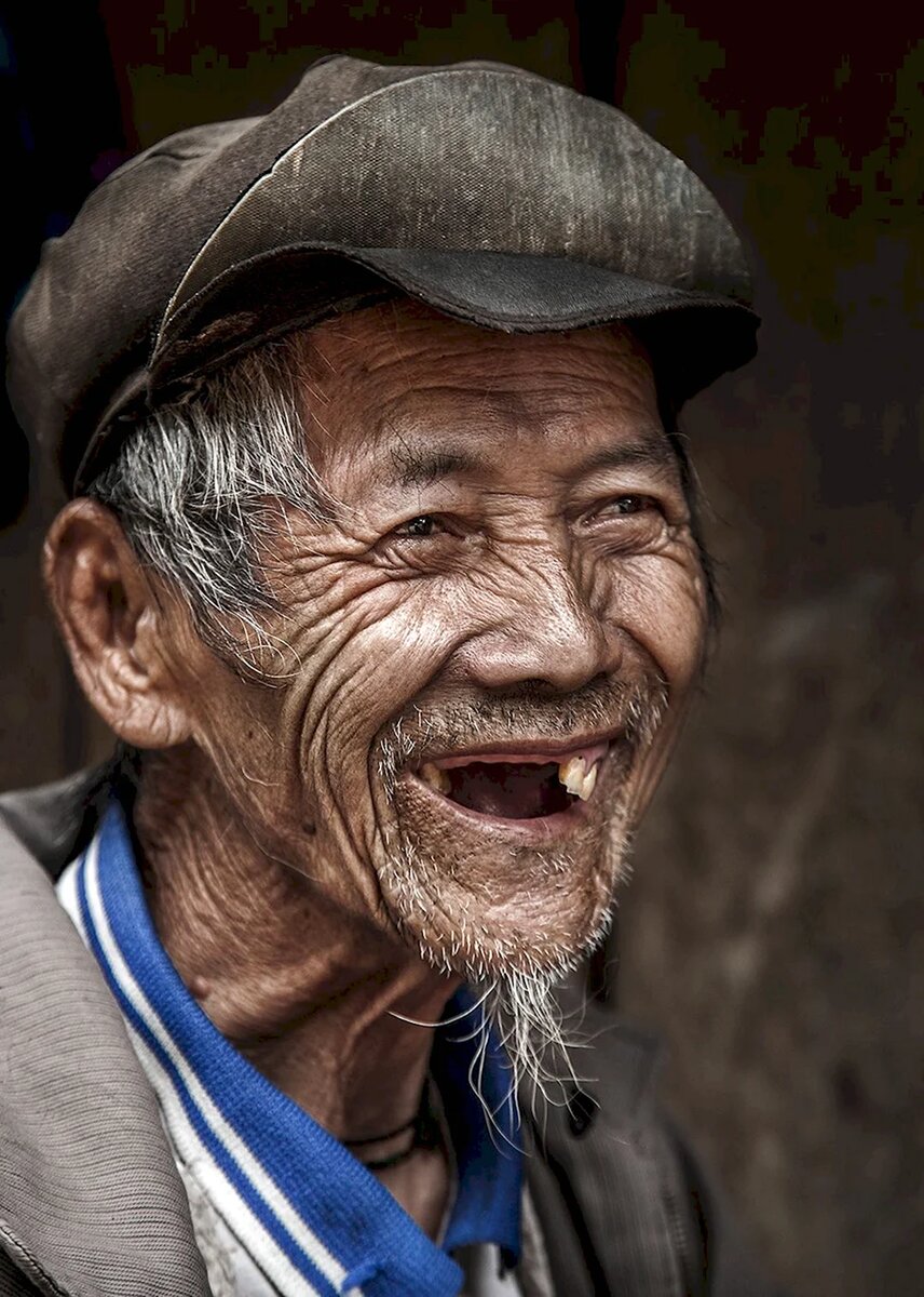 Фото из интернета. Не то, чтобы был очень похож на деда Ивана, но оптимизмом на лице чем-то напоминает. 