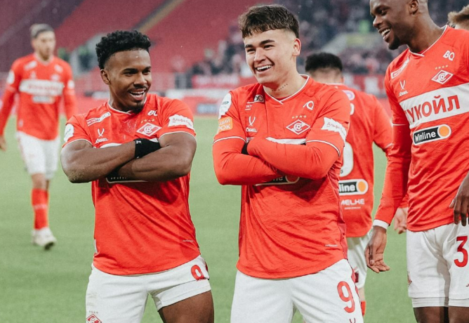 Маркиньос сделал в матче с "Оренбургом" две голевые передачи, Манфред Угальде забил свой 16-й в чемпионате мяч. Фото: ФК "Спартак"