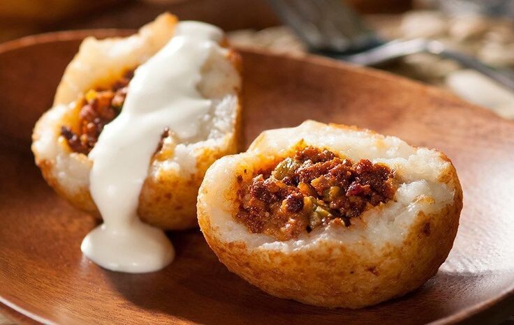 Papa Rellenas - Social Size - 24 pieces Recipes, Food, Potatoes. Pinterest