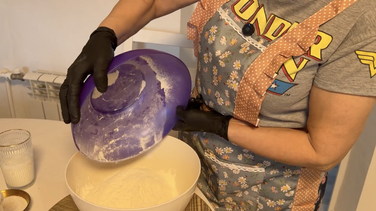 Берем 500 г муки