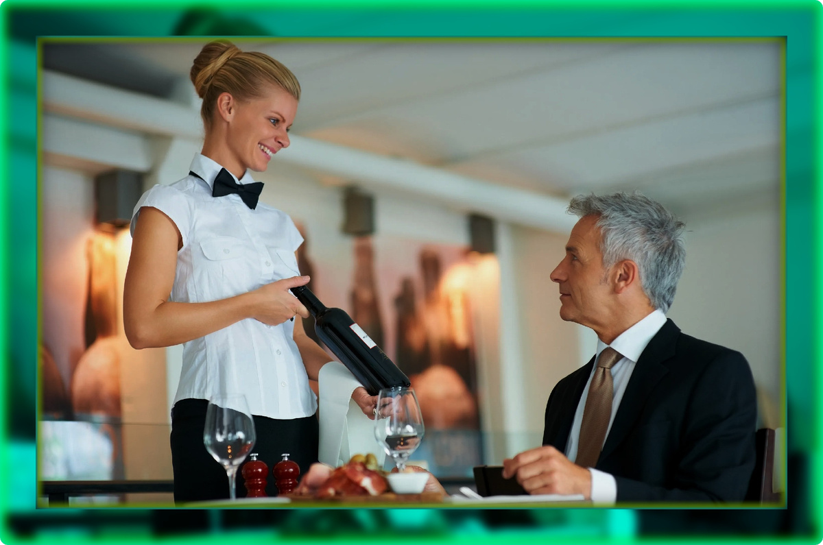 Ну как в такую леди взгляд не устремить, и удержаться от порочно-благородных мыслей?