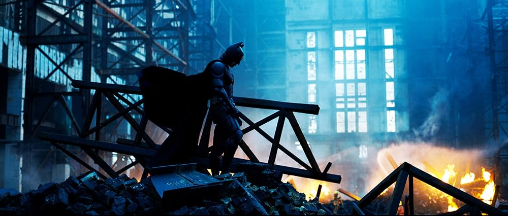 Кадр из фильма «The Dark Knight». Режиссер: Кристофер Нолан. Производство: DC Comics, Legendary Pictures, Syncopy, Warner Bros. Pictures Co. Прокат: Каро-Премьер