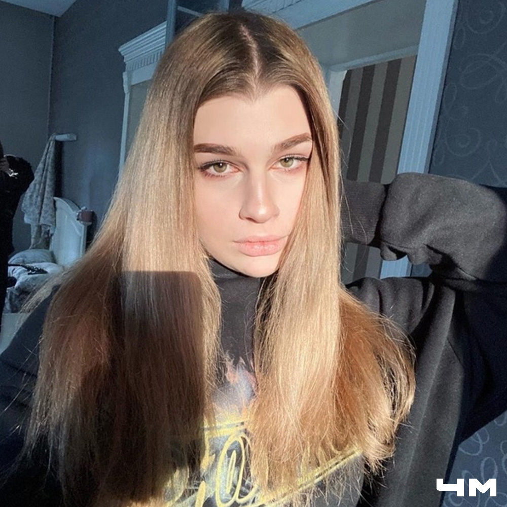 просто Лера (настоящее имя: Валерия Яскевич)