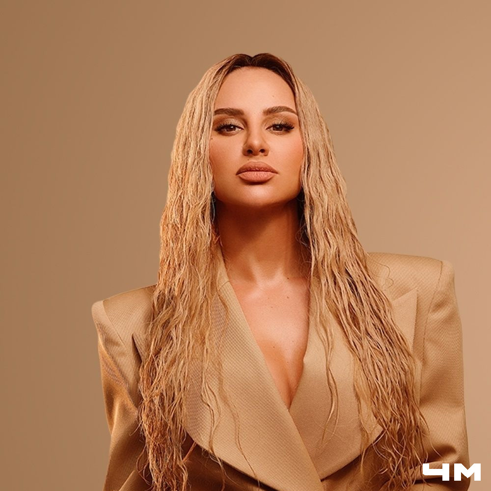 ANNA ASTI (настоящее имя: Анна Дзюба)