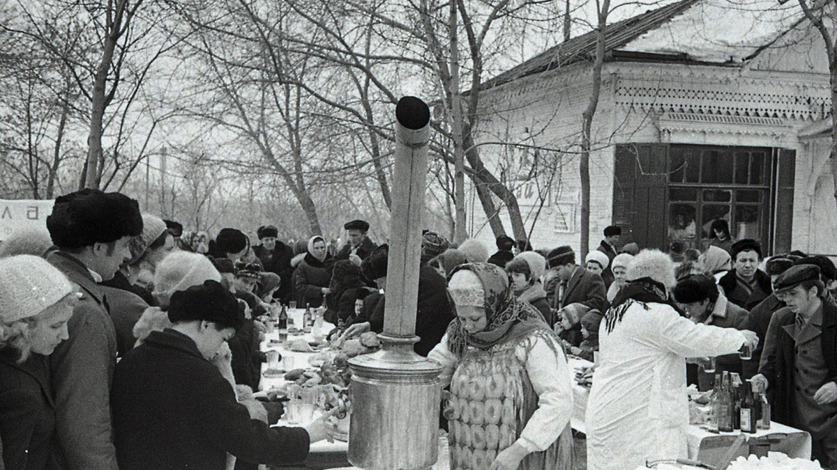 Народные гуляния 