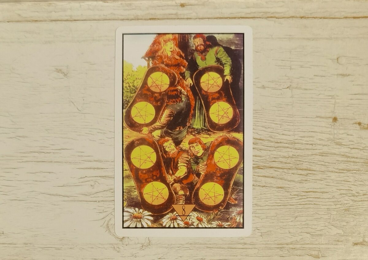 Аркан "8 Пентаклей". "Таро Зеркало судьбы".