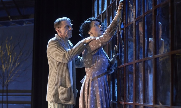    На сцене LA'Театра премьера спектакля «Нас ждут…»