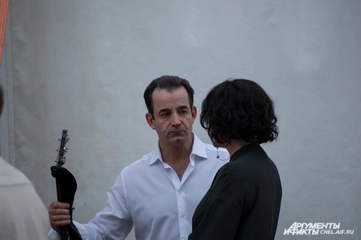    Певцов объяснил почему против ЕГЭ и за обязательную отработку после ВУЗов