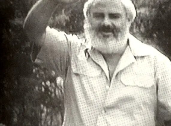  Альваро «Берт» Монтойя, 51 год