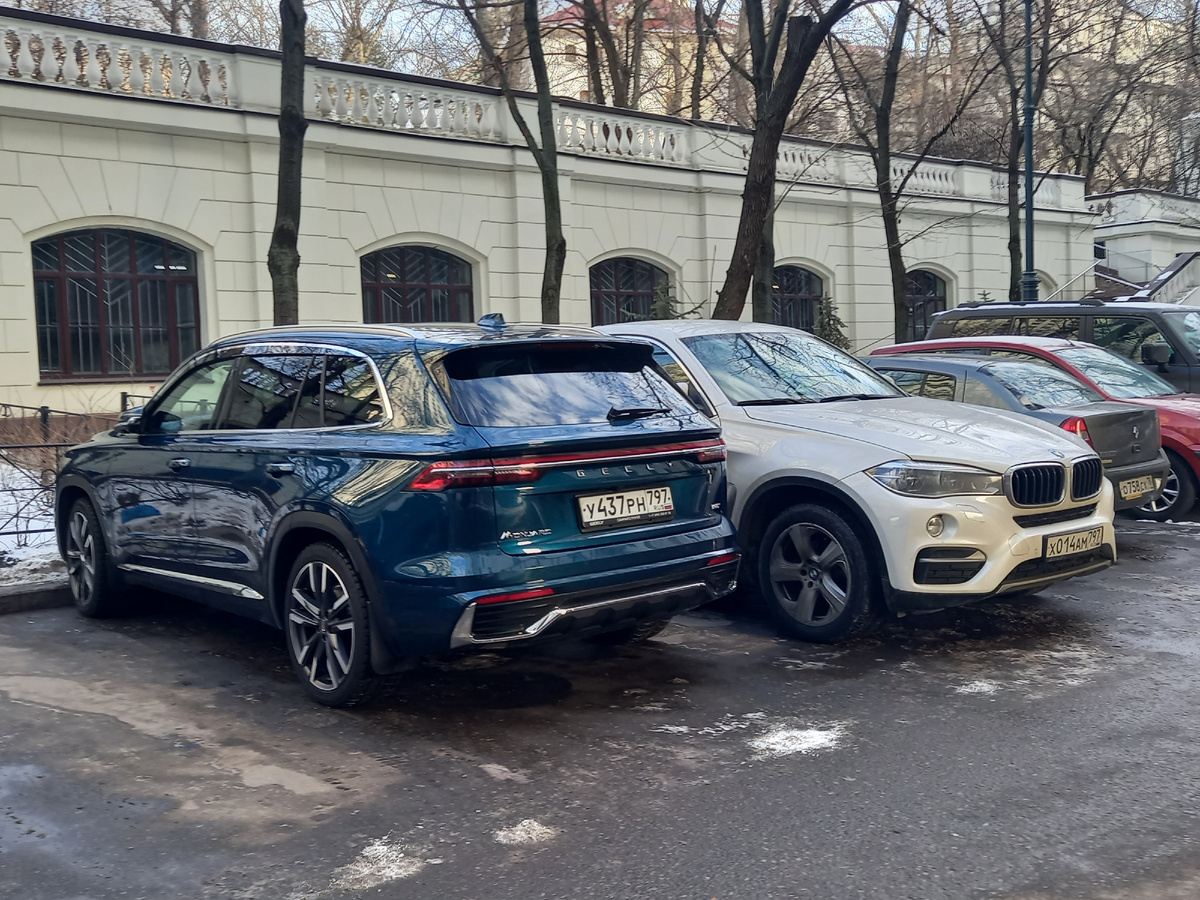 BMW прочно закрепился на 4-м месте в рейтинге самых продаваемых брендов новых премиальных автомобилей в РФ.