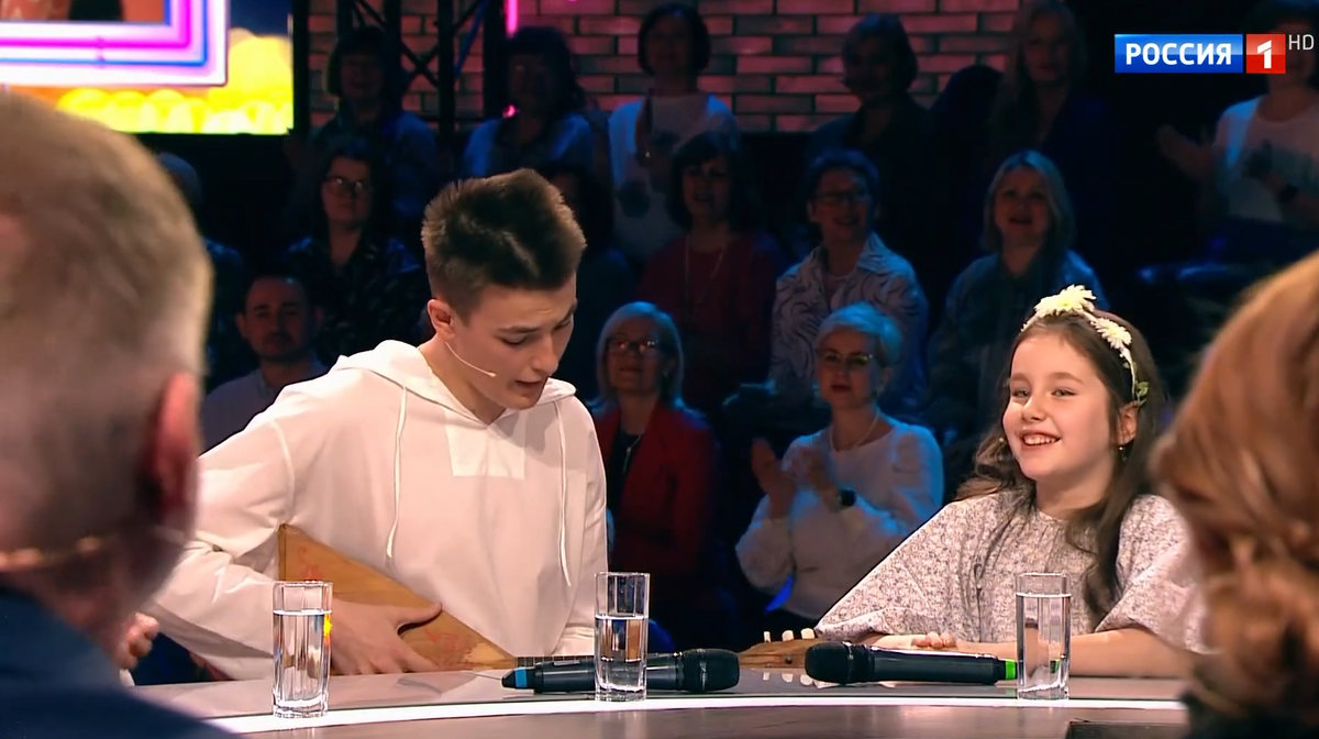  📷    Школьники из Оренбуржья Богдан и Виктория выступили в программе «Песни от всей души!» Кристина Просвиркина