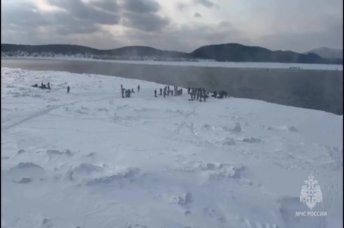    Сахалинским рыбакам, унесённым в море на льдинах, посвятили клип