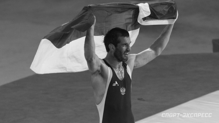    Бувайсар Сайтиев после победы на Олимпиаде-2008.Александр Вильф архив «СЭ»