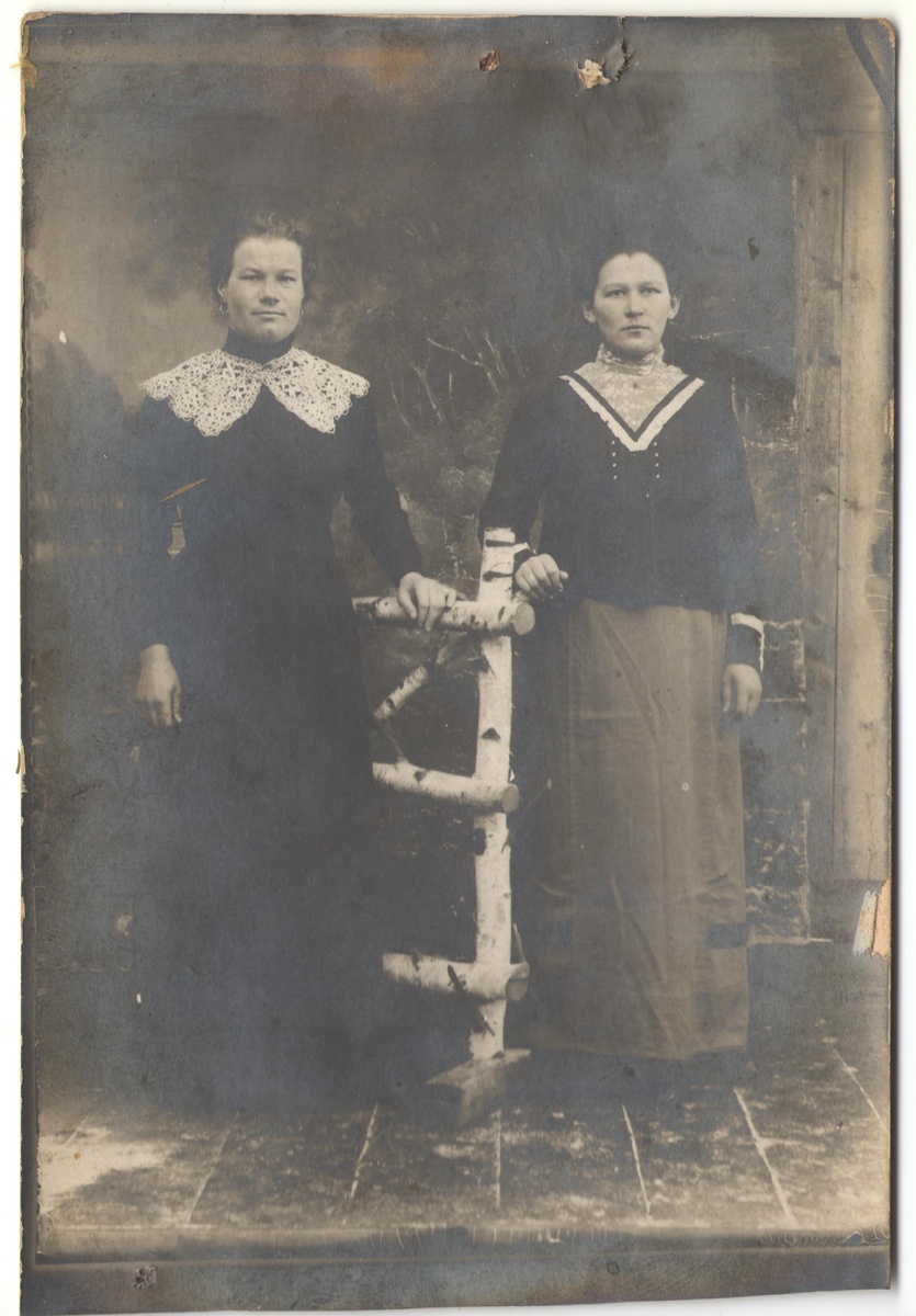 Сестры до революции