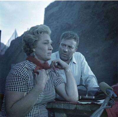    Её дебют в кино состоялся в 1958 году. Актриса сыграла эпизодическую роль в фильме «Рядом с нами». Дальше последовало ещё несколько проектов, где Римма Маркова играла второстепенные роли. Кадр из фильма Алексея Салтыкова «Сибирячка» (1972) / Legion-Media / Mosfilm