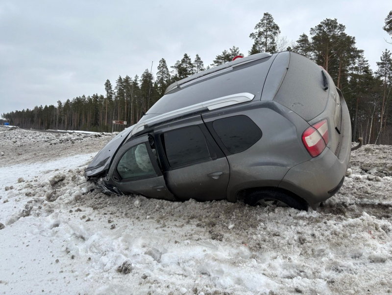    Число пострадавших в жесткой аварии под Петрозаводском увеличилосьГАИ Карелии