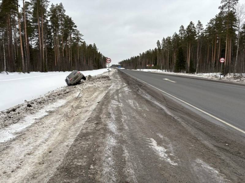    Число пострадавших в жесткой аварии под Петрозаводском увеличилосьГАИ Карелии