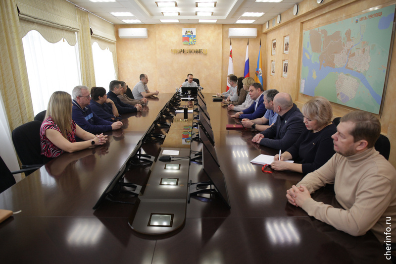    Об этом сообщил председатель Заксобрания Сергей Жестянников на своей странице после совещания в мэрии, которое состоялось 2 марта.
