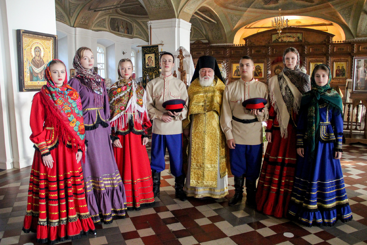 Нижняя часть церкви 