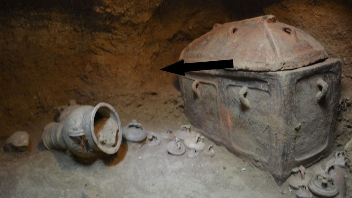    Минойская гробница на Крите