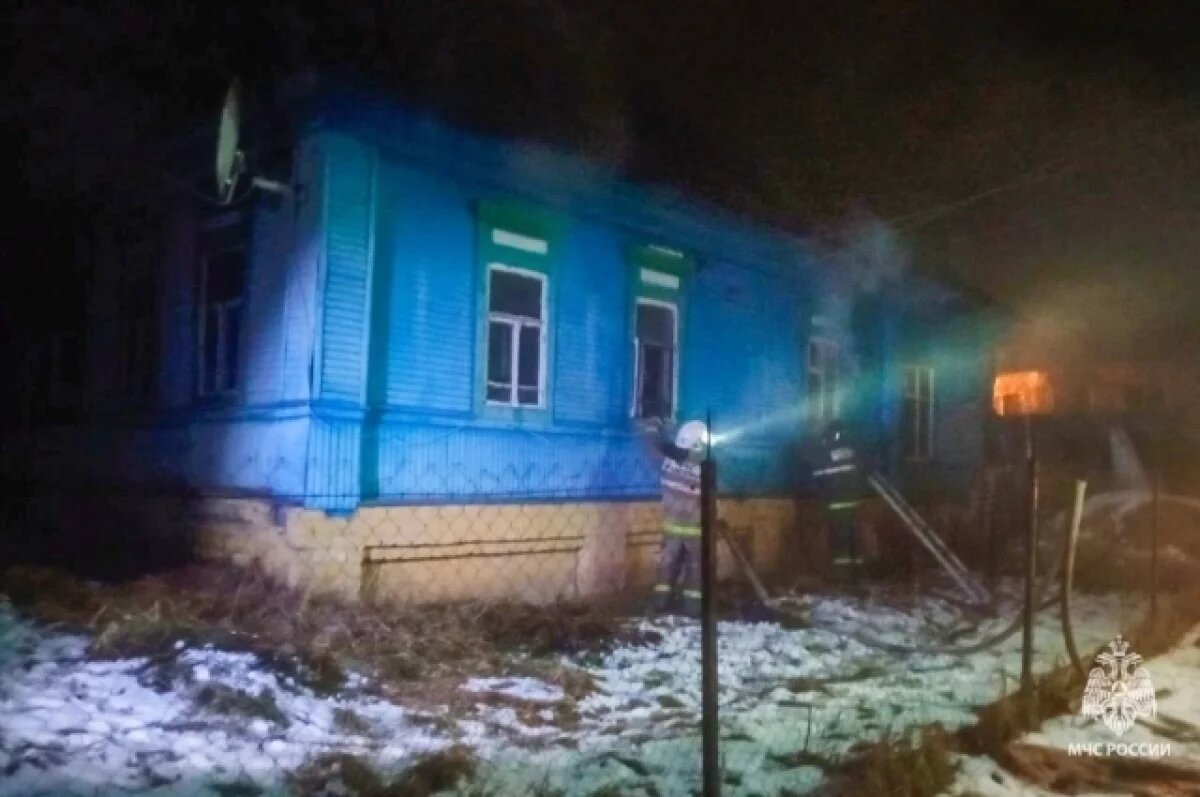    Пожилая женщина погибла на ночном пожаре в Трубчевском районе Брянщины